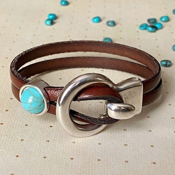 Women's handmade bracelet with leather, turquoise and silver | Brown leather Western wrap bracelet | Boho jewelry gift for her