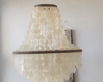 Lampada da soffitto in conchiglia Capiz naturale, lampadario in conchiglia Capiz Bali, lampadario in conchiglia Capiz dal design vintage
