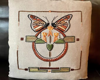モナーク バタフライ ピロー 刺繍キット、クラフトマン、ロイクロフト、ミッション