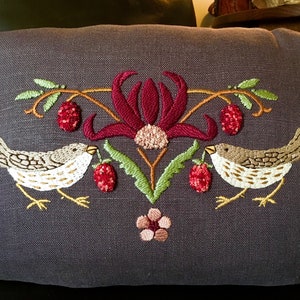 Kit to Embroidery the Strawberry Thief Pillow, 12&quot;x 16&quot; William Morris, Arts & Crafts, Craftsman Style
