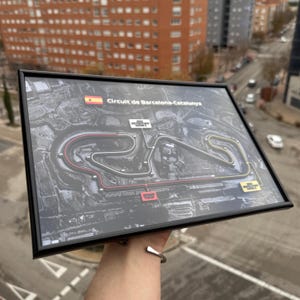 Art mural du circuit de Barcelona-Catalunya - carte de la piste encadrée, décoration inspirée du sport automobile, cadeau pour les passionnés de course automobile, affichage mural unique