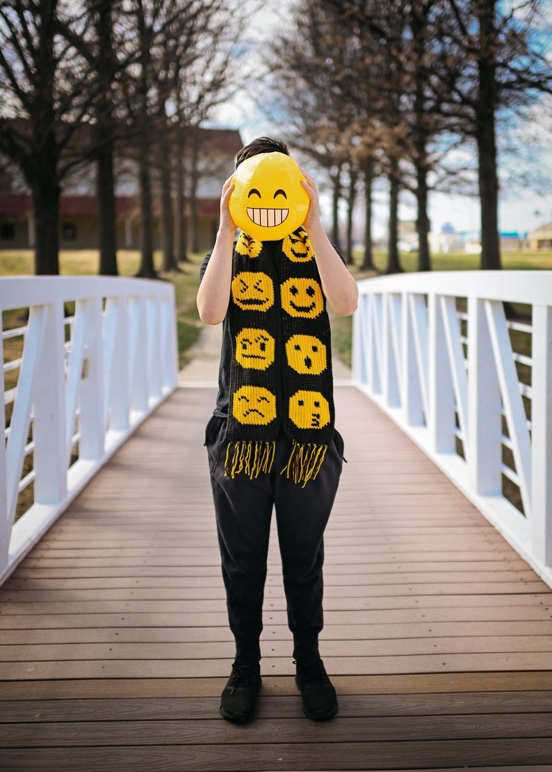 Instant Download, Emoji Scarf, Crochet PATTERN, DIY image 1