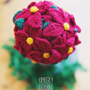 Instant PDF Download, Poinsettia Topiary, Crochet Pattern image 2