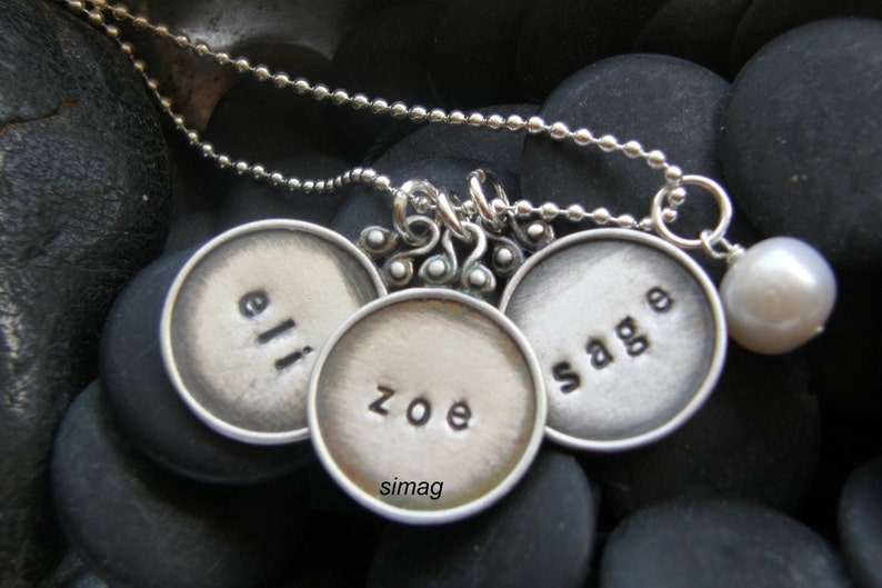 Every Disc Got A Story Customizable Personalized Unique Gifts Price is for 3 discsenglish and hebrew font available By SimaG jewelry Bild 1