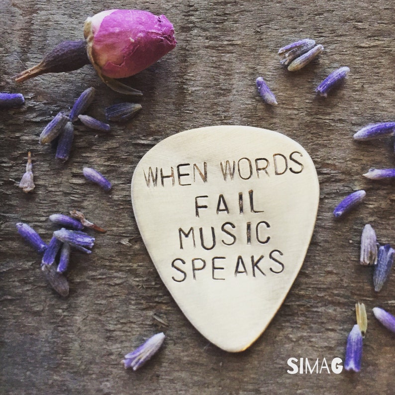 Prepare you. He who fails to plan, plans to fail это. Штамп fail. Failing слова. Футболка музыка говорит.