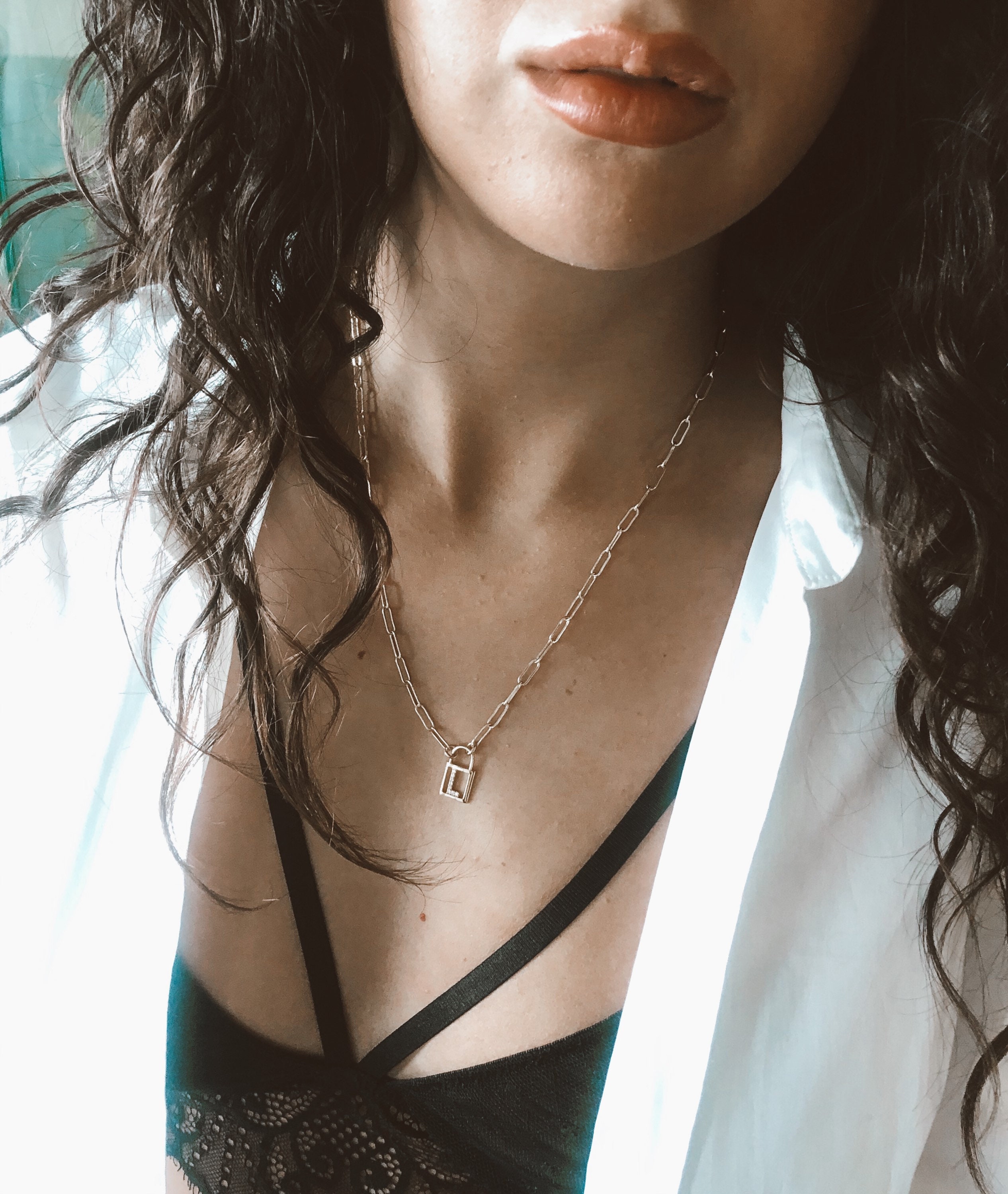 ネックレス・ペンダント GLOWNY LOCK INITIAL NECKLACE 4BKH208 Gold Plated Locket Padlock Initial Necklace • Cubic Zirconia
