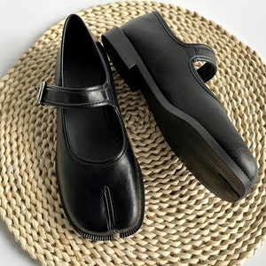 Jual Maison Margiela Tabi Mary Janes Split Toe Shoes Black Di Seller