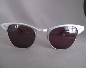 Fab Silver-grey Vintage Sunglasses