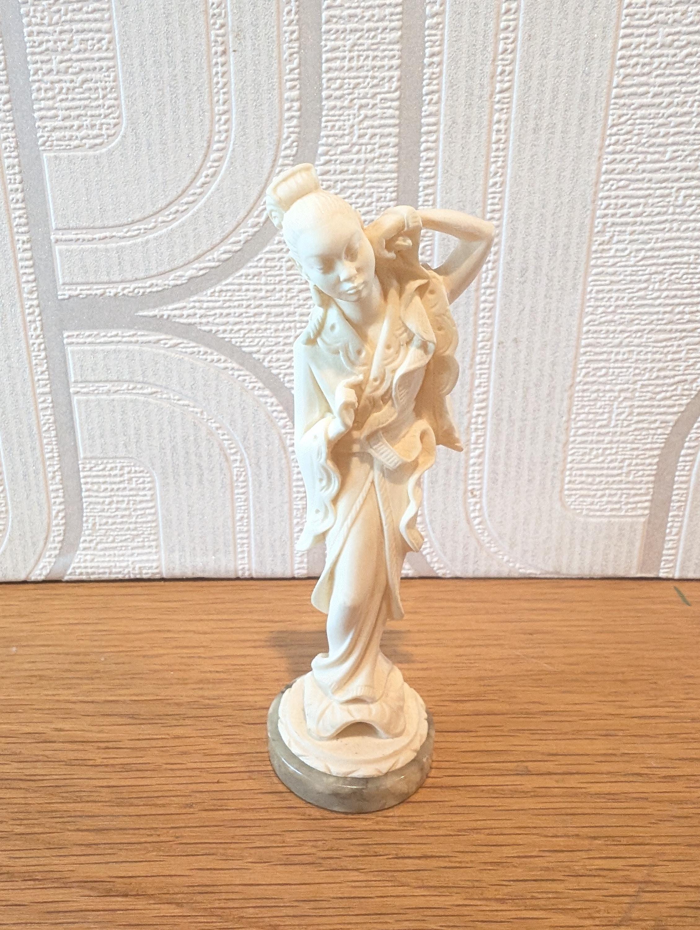 Sculptor a santini - Etsy 日本