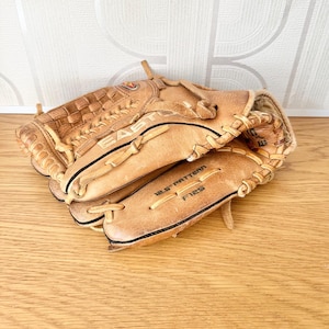 Easton 12.5 F125 vintage leather baseball glove