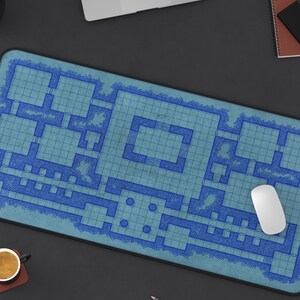 Dungeon Crawler Schreibtischmatte Spiel Master Mauspad Dungeon Map Tischmatte Nerdy Geschenk Table Top RPG Schreibtischdekoration Dungeon Kartographie DM Terrain Map