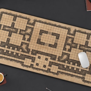Dungeon Crawler Schreibtischmatte Spiel Master Mauspad Dungeon Map Tischmatte Nerdy Geschenk Table Top RPG Schreibtischdekoration Dungeon Kartographie DM Terrain Map