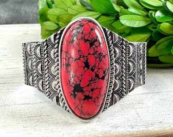 Western red oval stretch bracelet, red western stretch stone bracelet, burnished silver statement stretch bracelet