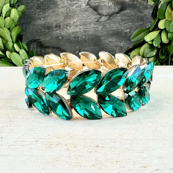 Emerald rhinestone stretch bracelet, marquise stone crystal stretch bracelet, emerald green crystal prom bracelet, green evening bracelet