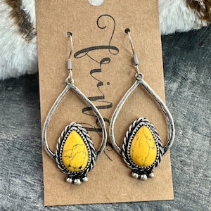 Yellow stone dangle earrings, mustard stone western earrings, burnished silver earrings, western yellow drop earrings