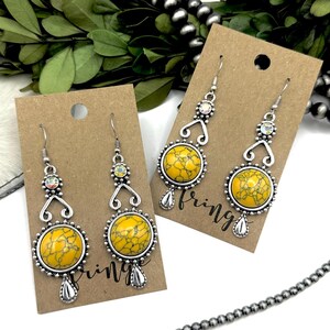 Yellow western bling dangle earrings, western golden yellow stone earrings, burnished silver drop earrings, western ranch style earrings