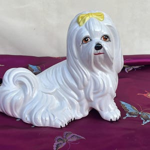 11&quot;x7.5&quot;h-Vintage Italian ceramic Maltese dog -Sculpture-Handpainted