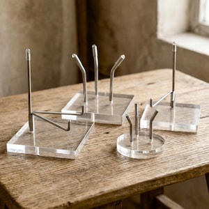 クリスタルディスプレイスタンド - 鉱物、ジオード、化石、球体、プレート、カードホルダー