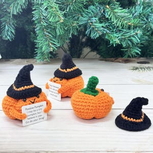 Cute Crochet Halloween Pumpkin with Witch Hat,Funny Desk Decor,Emotional Support/Positive Pumpkin,Halloween Party Decor,Trick or treat Gift