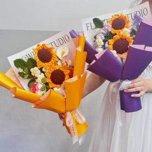 Muttertag häkeln Sonnenblume Rosensträuße, handgefertigtes fertiges Produkt, Strauß für Geburtstag / Jahrestag, häkeln Strauß Geschenk, Geschenk für sie