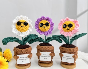 Cool Crochet Daisy with Glasses-Emotional Support Plant-Thank you for gift,Mother's Day Gift,-Gift for Friend/Teacher/Colleagues-Desk Decor