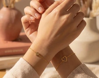 Mother daughter bracelet set Gold Hearts matching Mom daughter Gift Family jewelry Friends Present