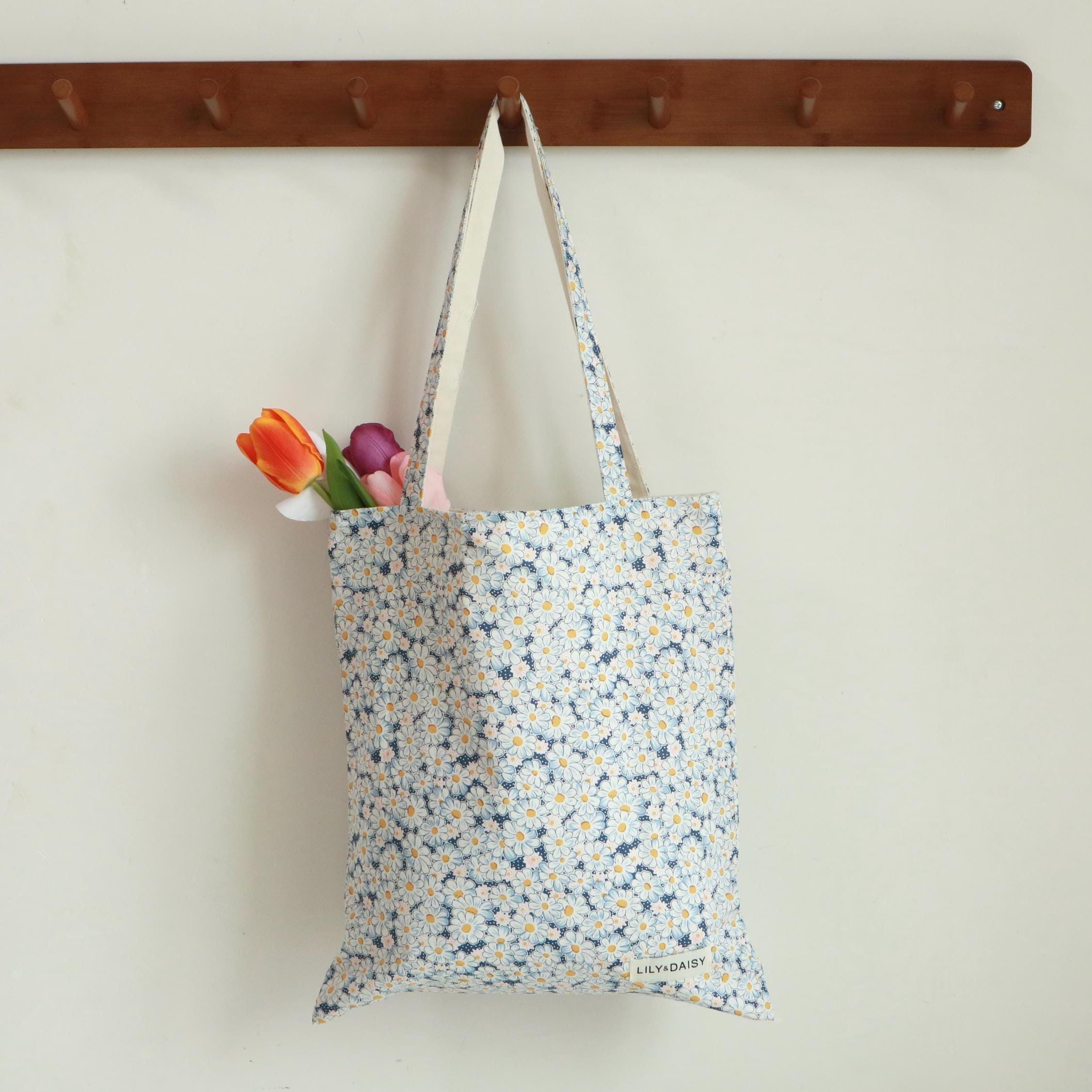Daisy Laptop Tote Bag For Women - 15.6 Inch Laptop Compartment, Teacher Work Purse, Floral Print