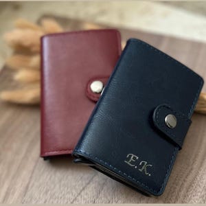 Cartera abatible para hombre con iniciales grabadas