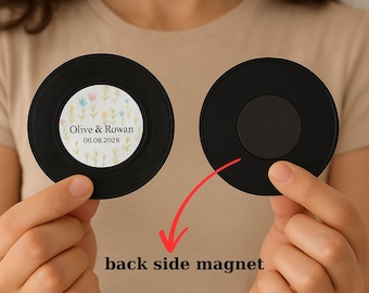 Personalisierte Schallplatten-Untersetzer: Individuell bedrucktes Etikett mit Blumenmitte