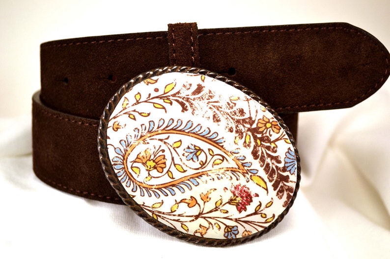 Rustic Belt Buckle Lucky Paisley Western Cowgirl image 1