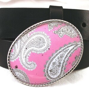 Fivela de cinto perfeitamente rosa Paisley