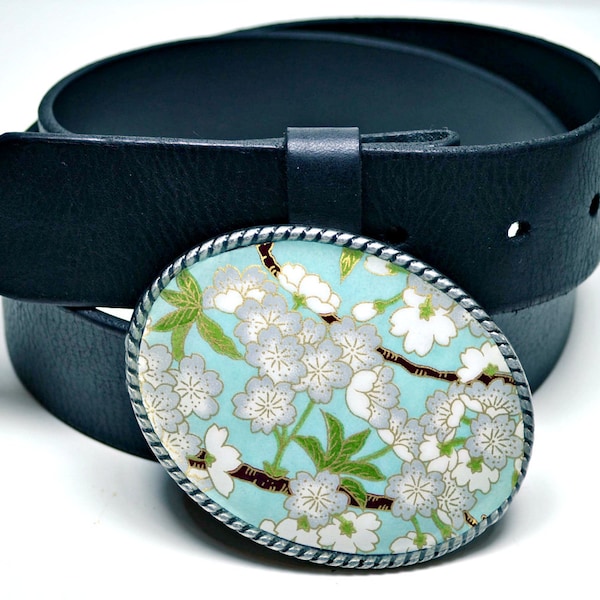 Belt Buckle Blossoms in Blue