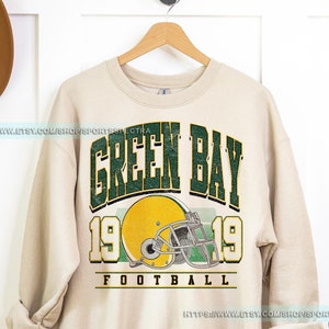 Green Bay Football Vintage Sweatshirt T-Shirt,Retro Green Bay Packer Varsity Crewneck Sweatshirt,Green Bay Long Sleeve,Packer Fan Gift  FML5