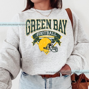 Green Bay Football Vintage Sweatshirt T-Shirt,Retro Green Bay Packer Varsity Crewneck Sweatshirt,Green Bay Long Sleeve,Packer Fan Gift  FBC5