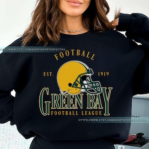 Green Bay Football Vintage Sweatshirt T-Shirt, Retro Green Bay Packer Game Day Crewneck, Packers Sweatshirt, Packers Fans Gift FYU5