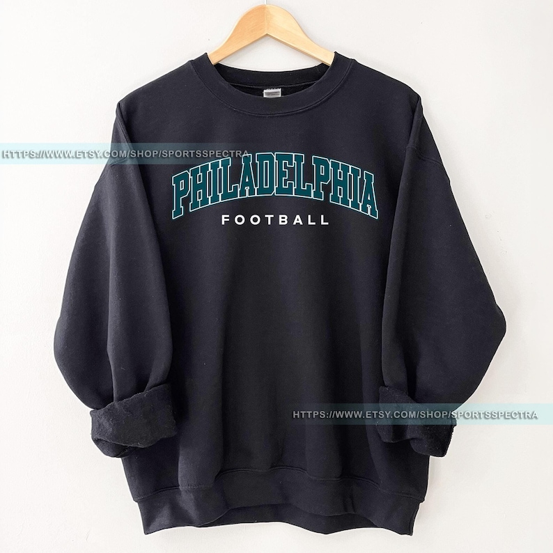 Philadelphia Football Vintage Sweatshirt T-Shirt,Philadelphia Eagle Football Shirt,Football Tshirt,Eagle Retro Crewneck,Eagle Fan Gift FDA4 imagem 1