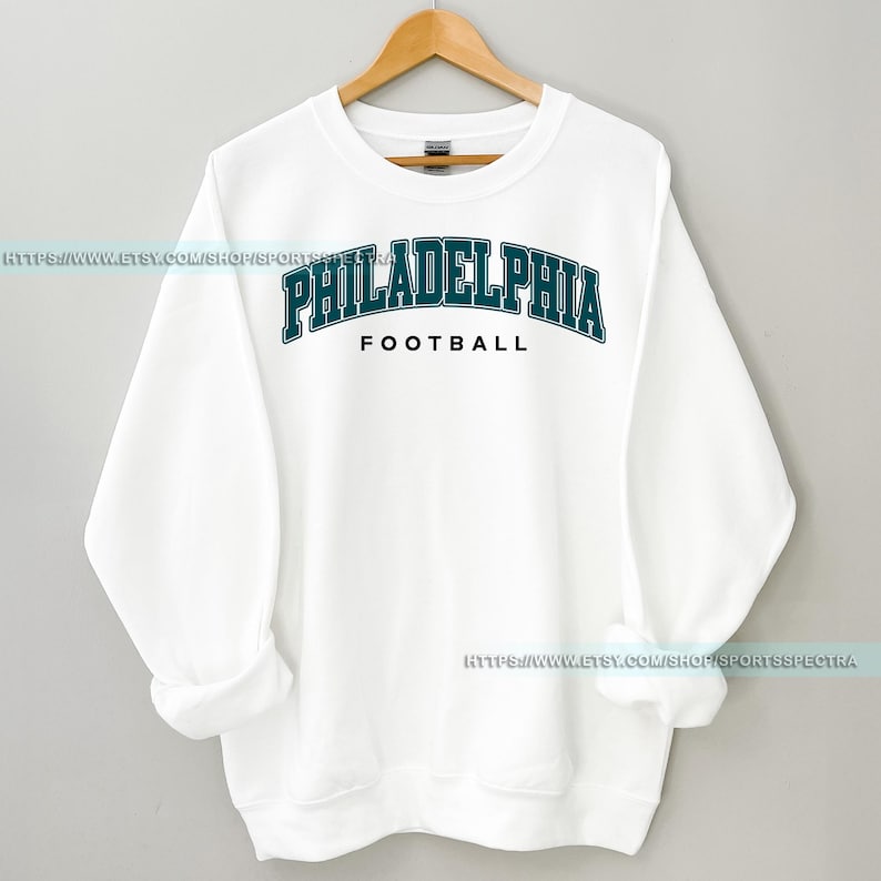 Philadelphia Football Vintage Sweatshirt T-Shirt,Philadelphia Eagle Football Shirt,Football Tshirt,Eagle Retro Crewneck,Eagle Fan Gift FDA4 imagem 2