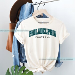 Philadelphia Football Vintage Sweatshirt T-Shirt,Philadelphia Eagle Football Shirt,Football Tshirt,Eagle Retro Crewneck,Eagle Fan Gift FDA4 imagem 6