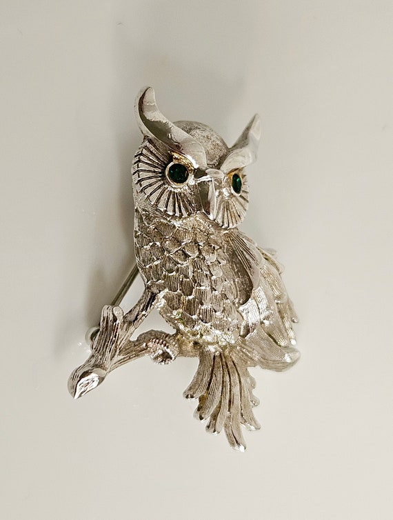 Monet Owl brooch - image 2