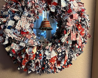 Hand Knotted Cotton Fabric Patriotic Wreath Red, White and Blue