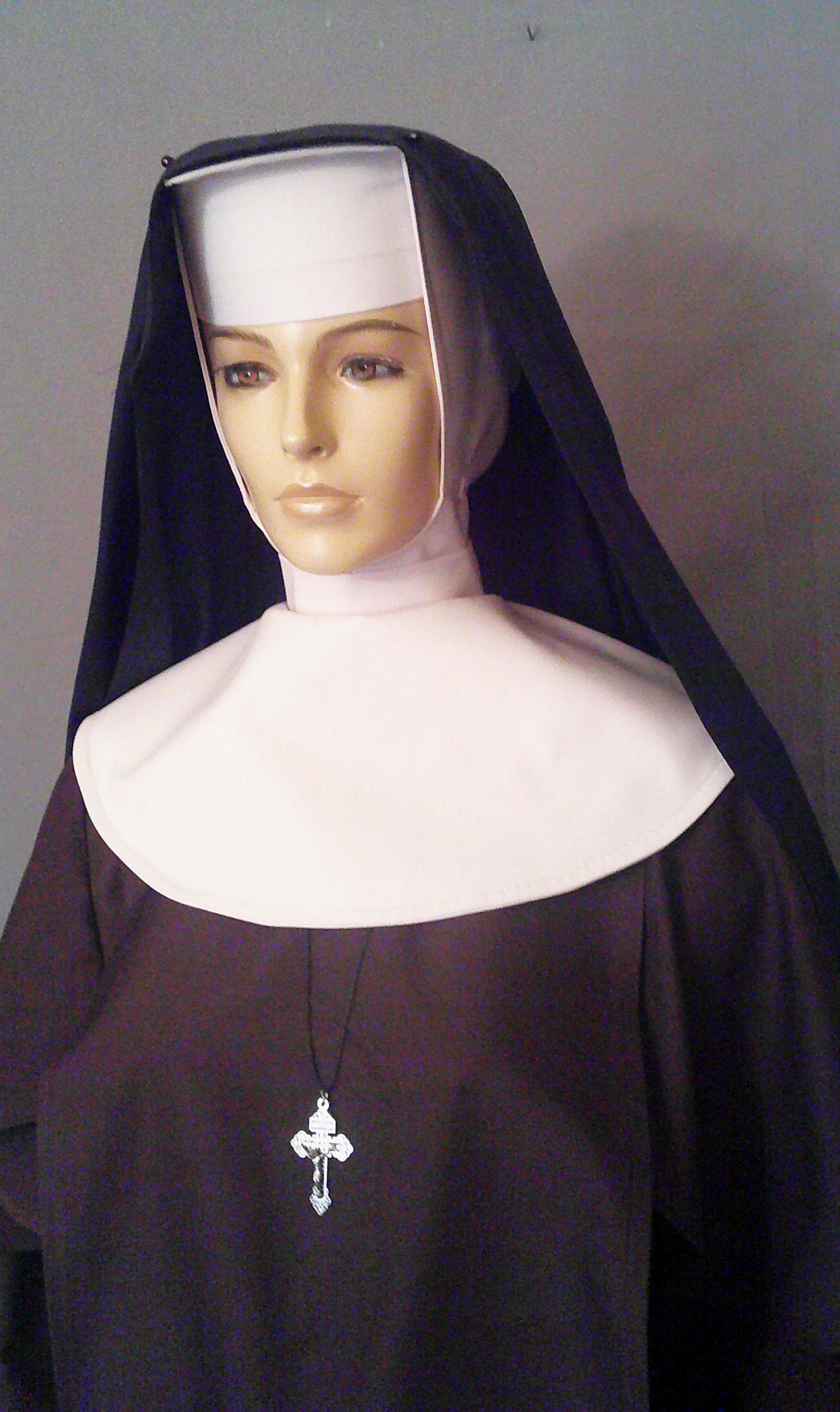 NUNS VEIL SET category:  nuns veil nun habit nun vestments catholic nun priest vestments