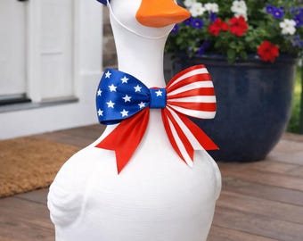 Porch Goose Statue with Holiday Bows – 24 Inch Decorative Goose Gift | Seasonal Farmhouse Décor”