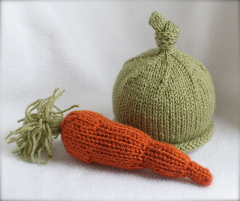 Knit hat with carrot prop for PHOTOGRAPHERS or toy. Sizes newborn to big kid available. image 1