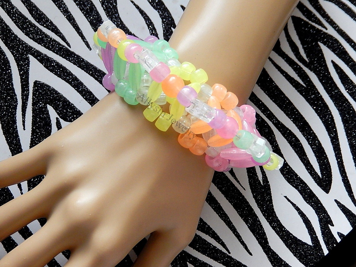 3D Glow Kandi Cuff Bracelet Pastel Kandi Star Cuff Disc Etsy