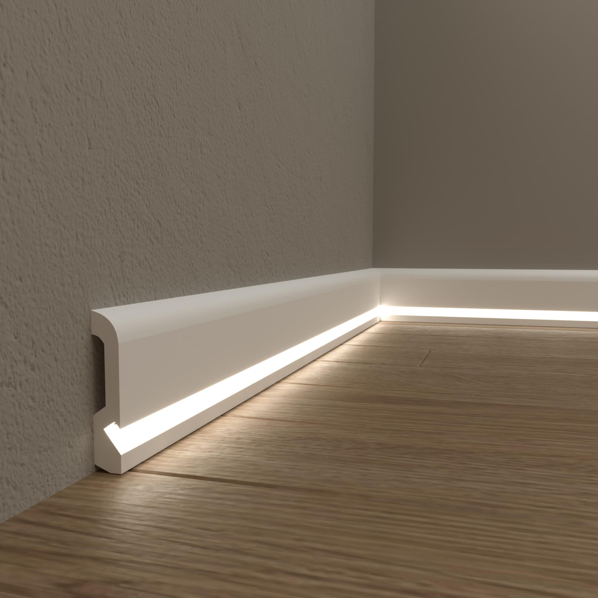 70's skirting board 2025