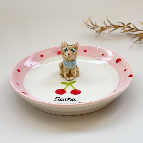 Customized Pet Jewelry Dish/Dog Mom Trinket Dish/Gift For Dog Owner/Dog Ceramic plate/Custom Dog Ring Dish/Figurine Ceramic Jewelry Holder