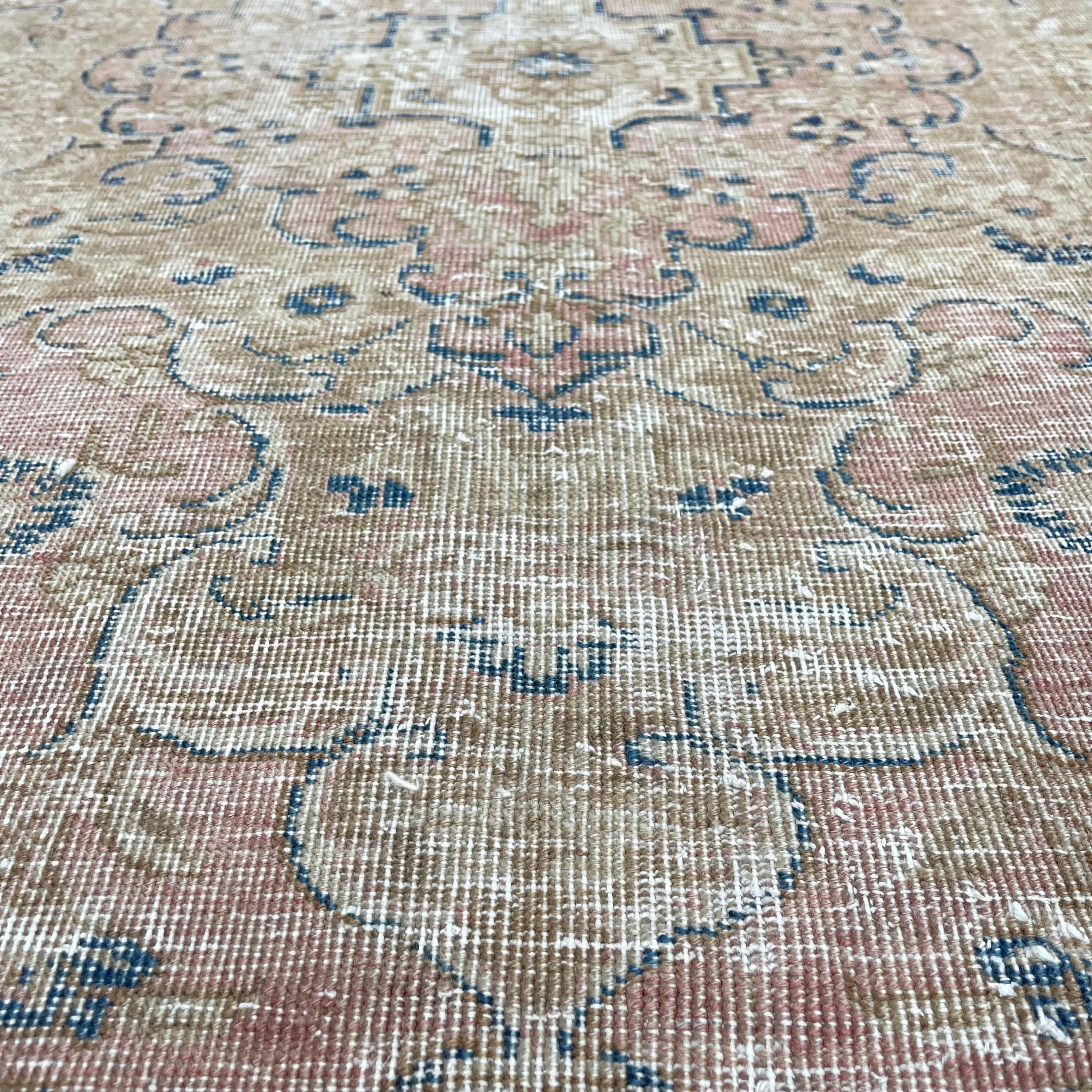 56×138 ViNTAGETURKiSH RUG 11x13.8 Ft Oversize Turkish Vintage Rug, Pink Bordered Wool Rug - Etsy