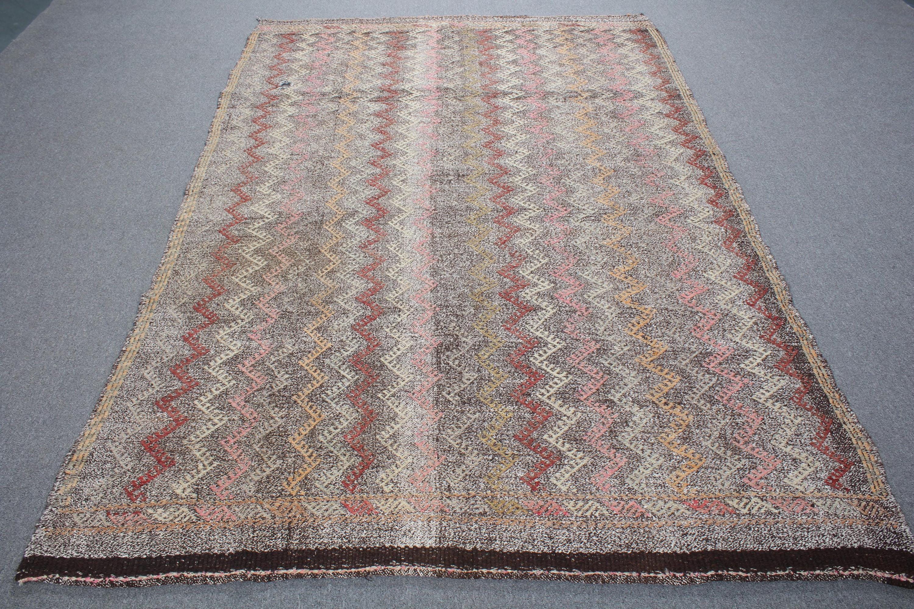 Vintage Kilim, Turkish Kilim, Large Anatolian Kilim, Rugs For Dining Room, 5.4x8.3 ft Brown Kilim, Turkish Kilim With Geometric Patterns