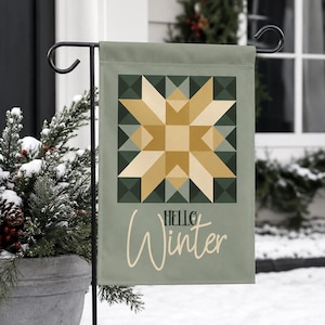 Bandera de jardín Evergreen Hello Winter: Diseño de bloque de colcha