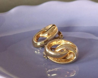 Vintage gold clip-on earrings